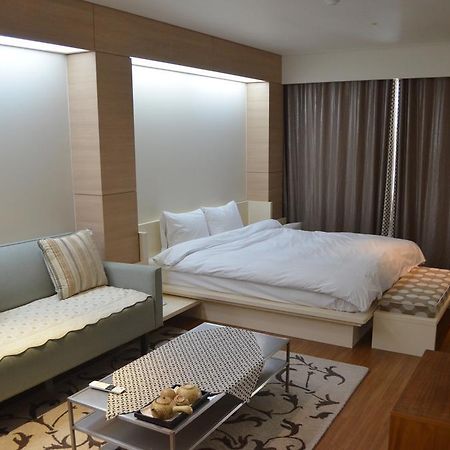 Lake Hills Bugok Resort Changnyeong Extérieur photo