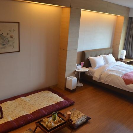 Lake Hills Bugok Resort Changnyeong Extérieur photo
